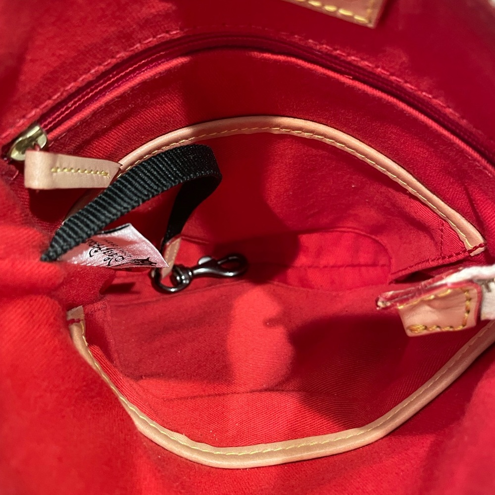 Dooney & Bourke Disney Charms White Letter Carrier - Picture 14 of 16